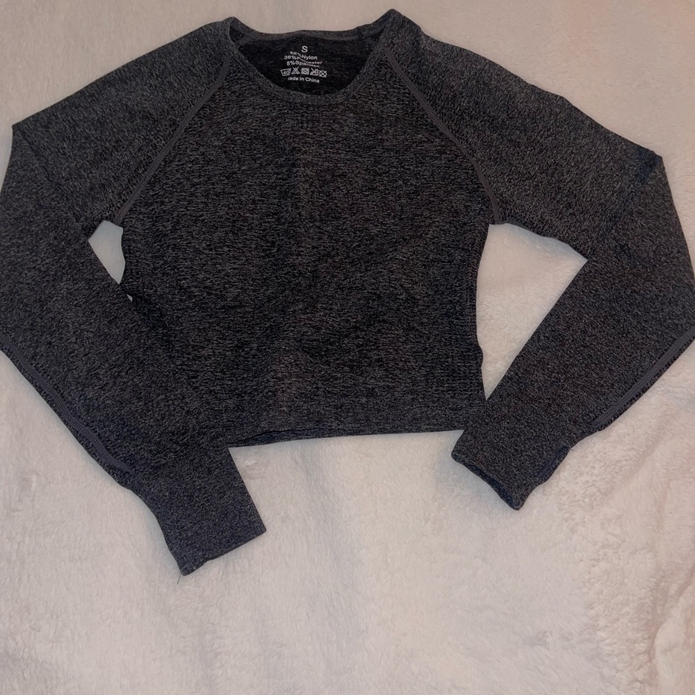 long sleeve gym shirt